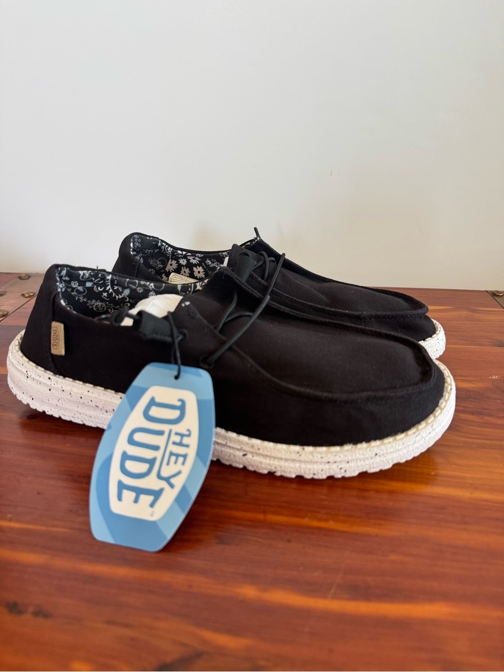 HEYDUDE Wendy Basic Black Odyssey Slip On Shoes Women’s 10 NWT